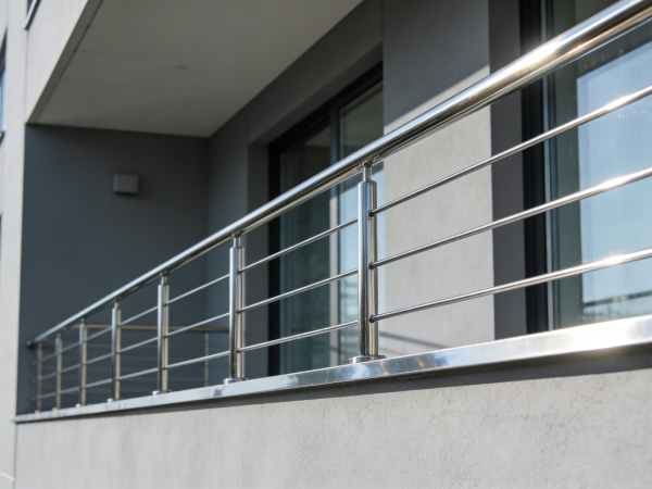 不锈钢护栏:安全与美学兼具的防护优选,10 年匠心守护全场景 不锈钢护栏:安全与美学兼具的防护优选,10 年匠心守护全场景